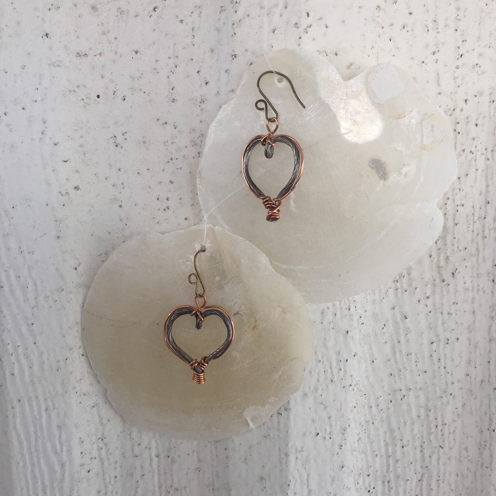 HEART SHAPED EARINGS